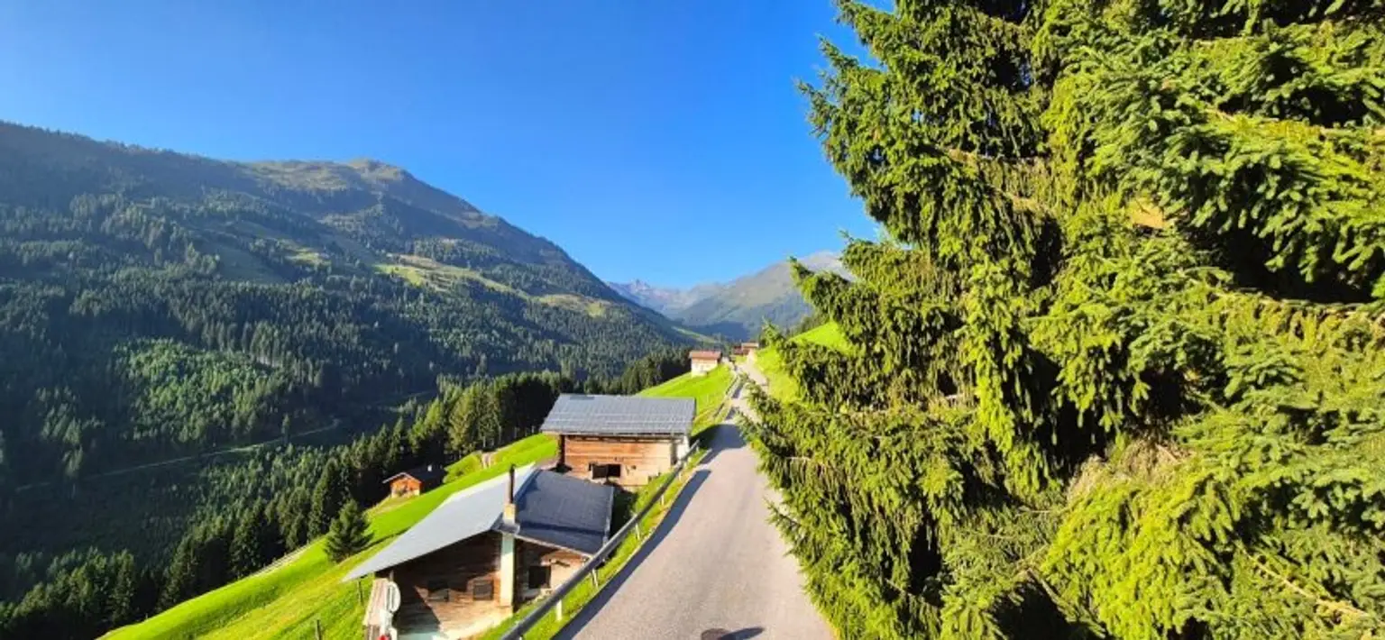 ACHTUNG: Idyllisches Ferienhaus in absoluter Alleinlage in Hochfügen