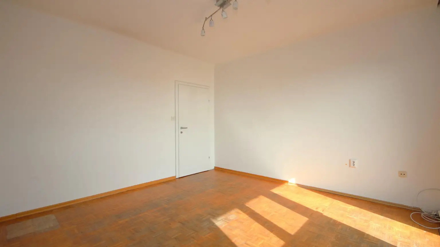 Sonnige 2-Zimmer-Wohnung in Toplage mit Traumaussicht