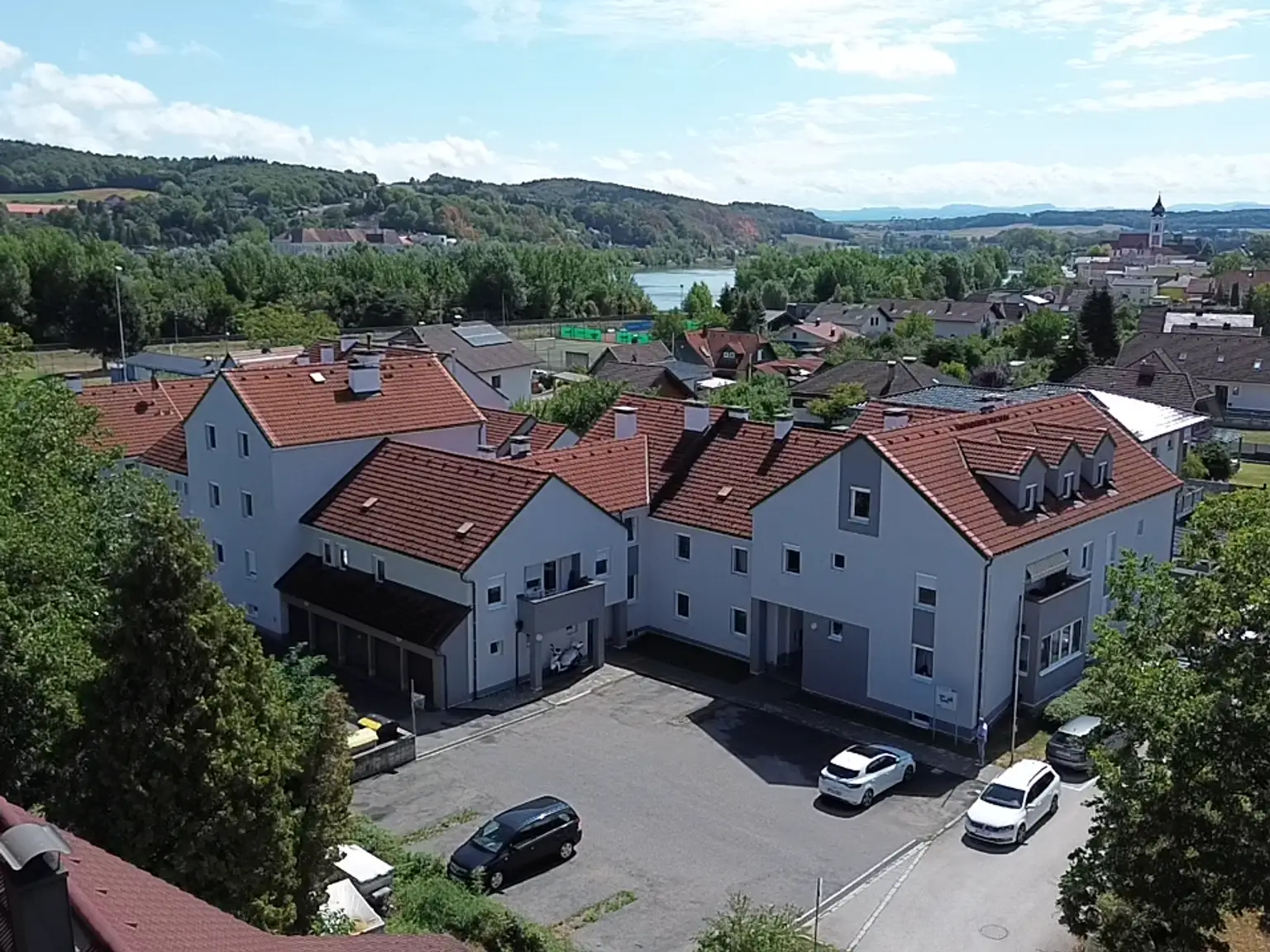 Blick auf WHA mit Drohne