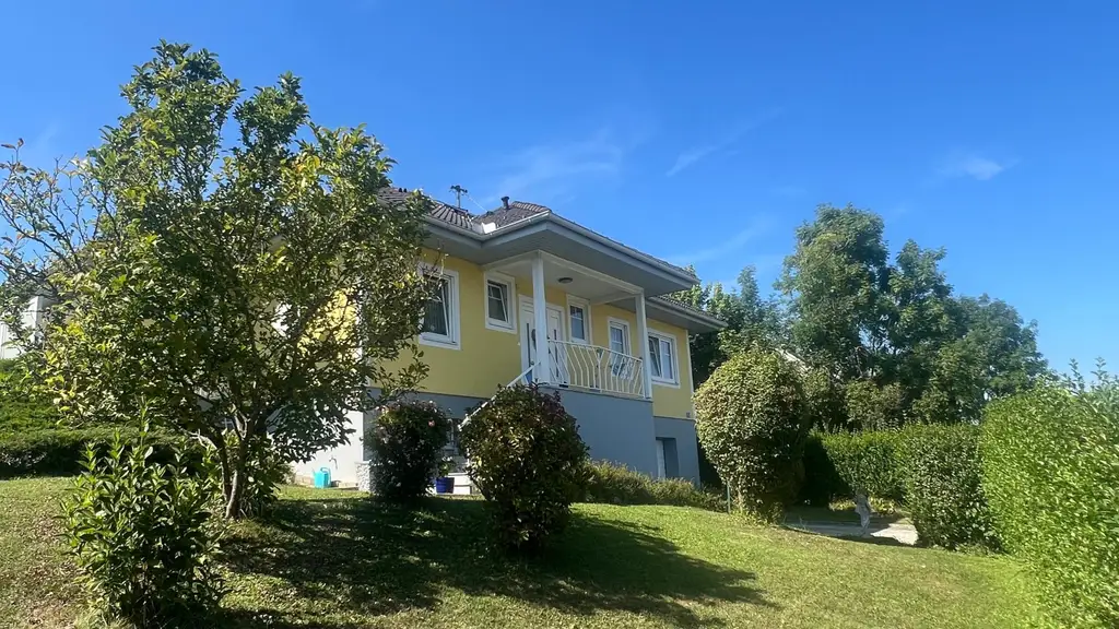 Schönes Einfamilienhaus mit vielen Extras!