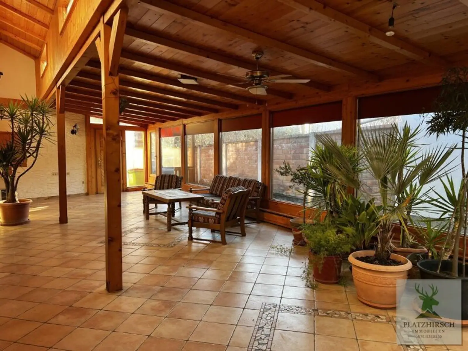 Einzigartiges Liebhaberobjekt mit toskanischem Flair, riesigem Garten, herrlichem Wintergarten, in Prottes - 35 Min von Wien - 8 Minuten von Gänserndorf