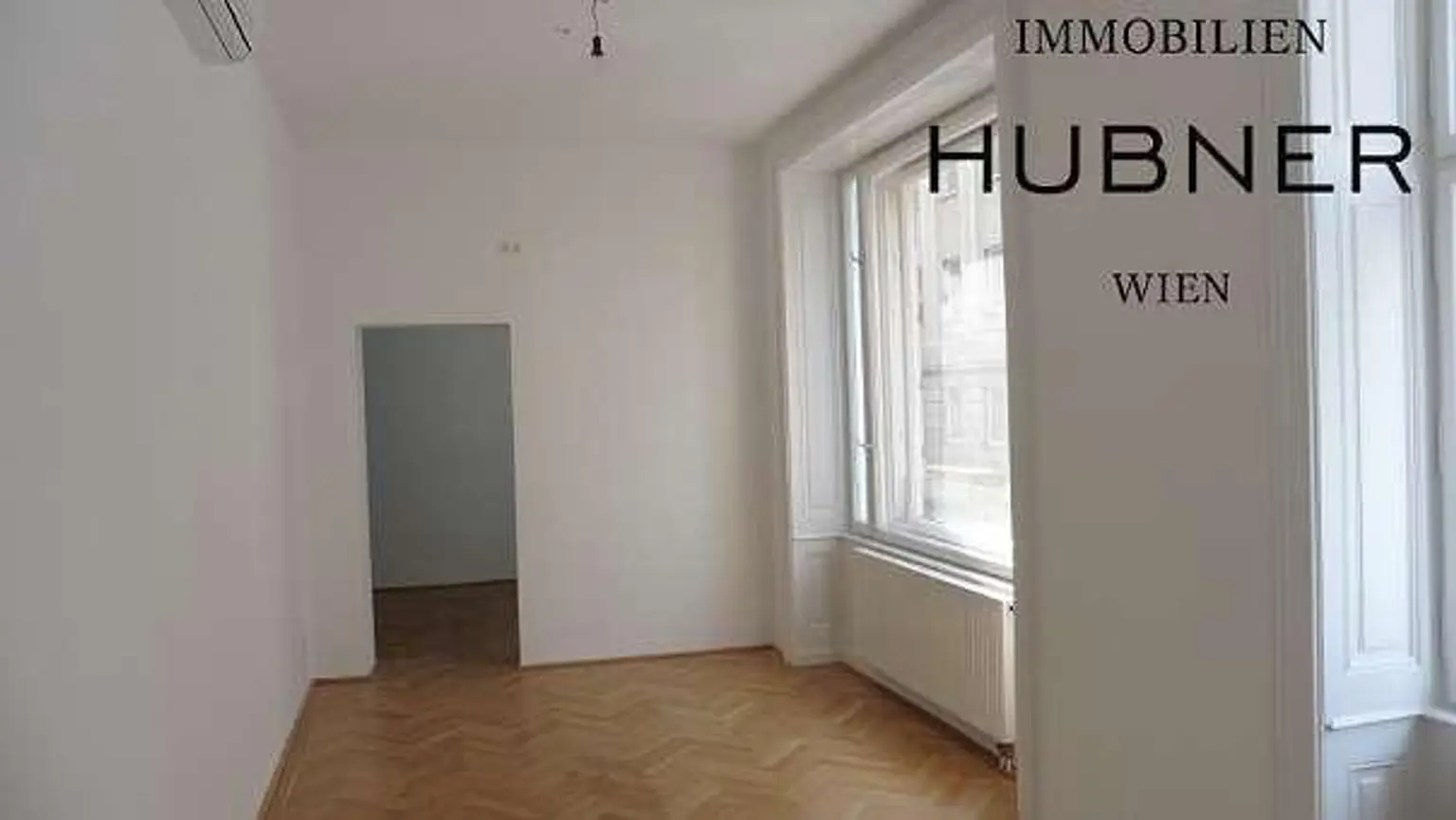 TUCHLAUBEN: Repräsentatives Altbaubüro in Top-Lage