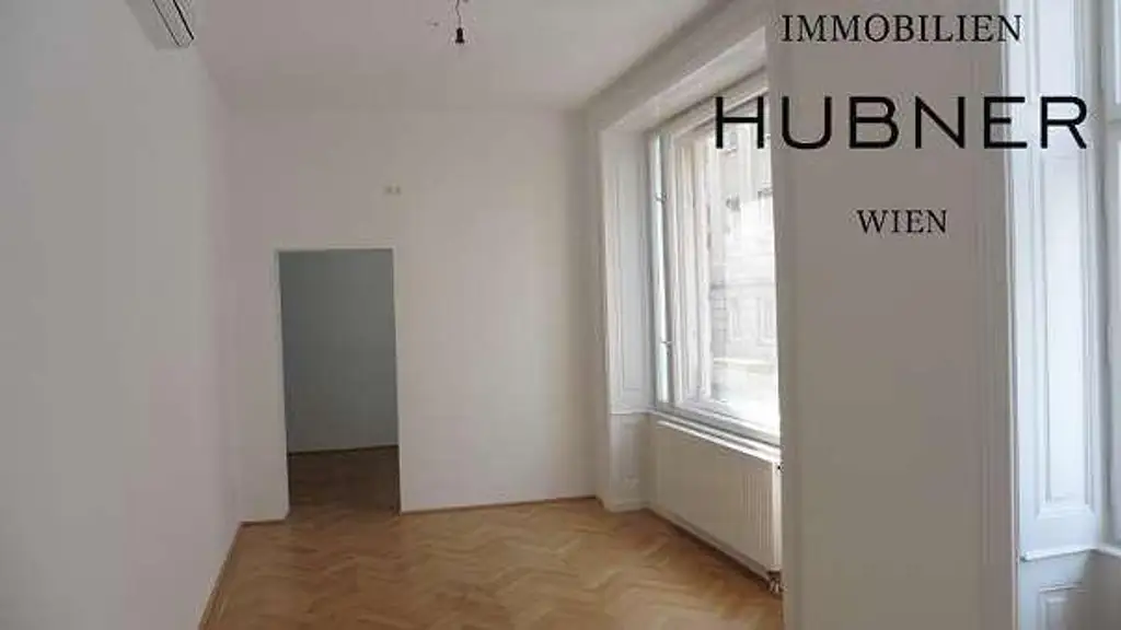 TUCHLAUBEN: Repräsentatives Altbaubüro in Top-Lage