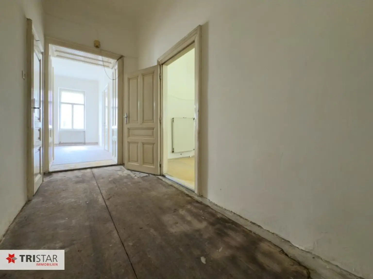 TOP::: WUNDERSCHÖNE KLASSISCHE ALTBAUWOHNUNG IN SEHR GUTER LAGE ZUM SANIEREN – TOP GRUNDRISS – Kauf in 1060 Wien:::