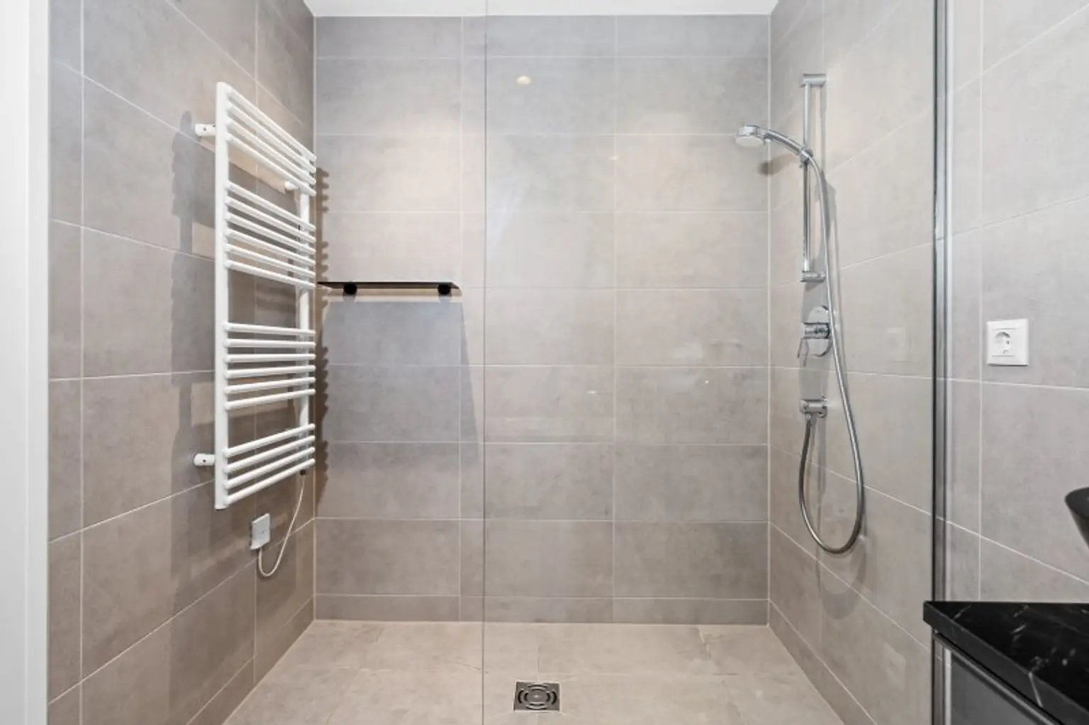 Q-Tower ! Moderne 3 Zimmer mit Balkon & Stellplatz/ +++RE/MAX Trend+++