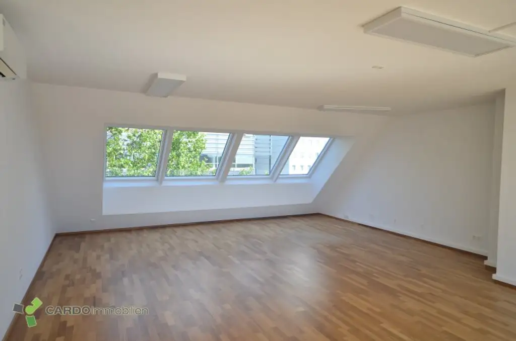 Maissonette, Attraktive Gewerbefläche zu vermieten – ca. 260 m², Nähe UNO City & U-Bahn