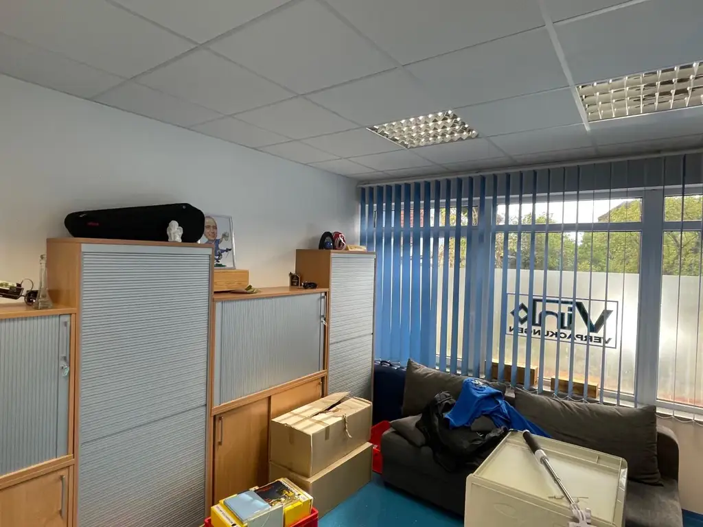 Vermietung: Praxis, Büro oder ein Salon? Ein modernes Bürogebäude in Graz - Eggenberg