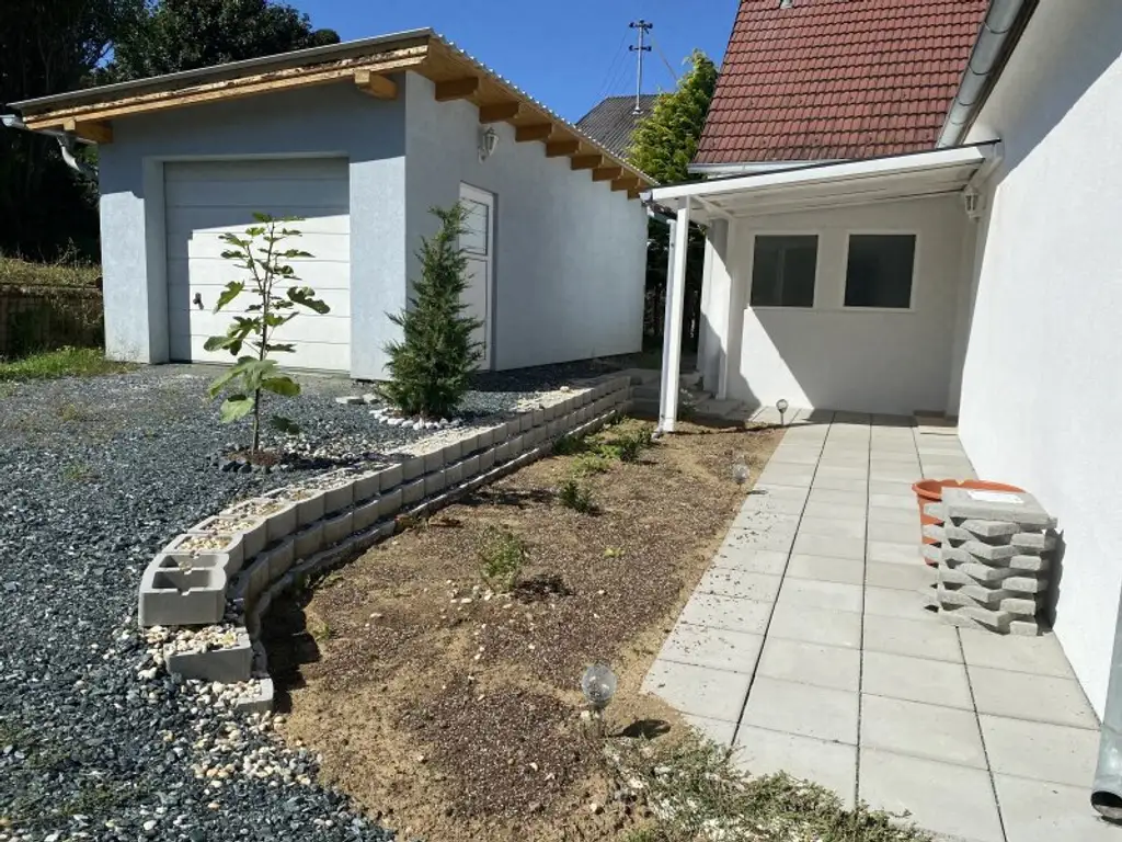 Neu renoviertes Miethaus