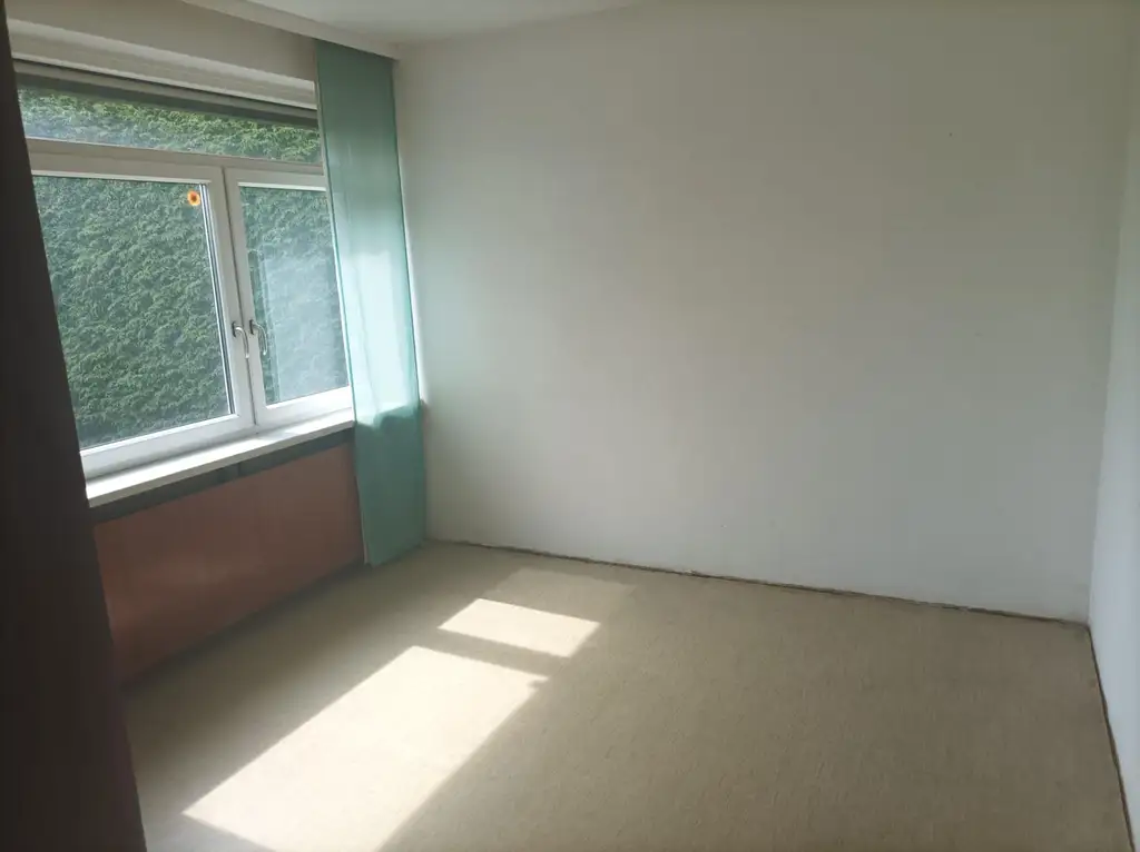 Geräumiges Ein-Zweifamilienhaus in unverbaubarer Aussichtslage- auch Zweitwohnsitz möglich