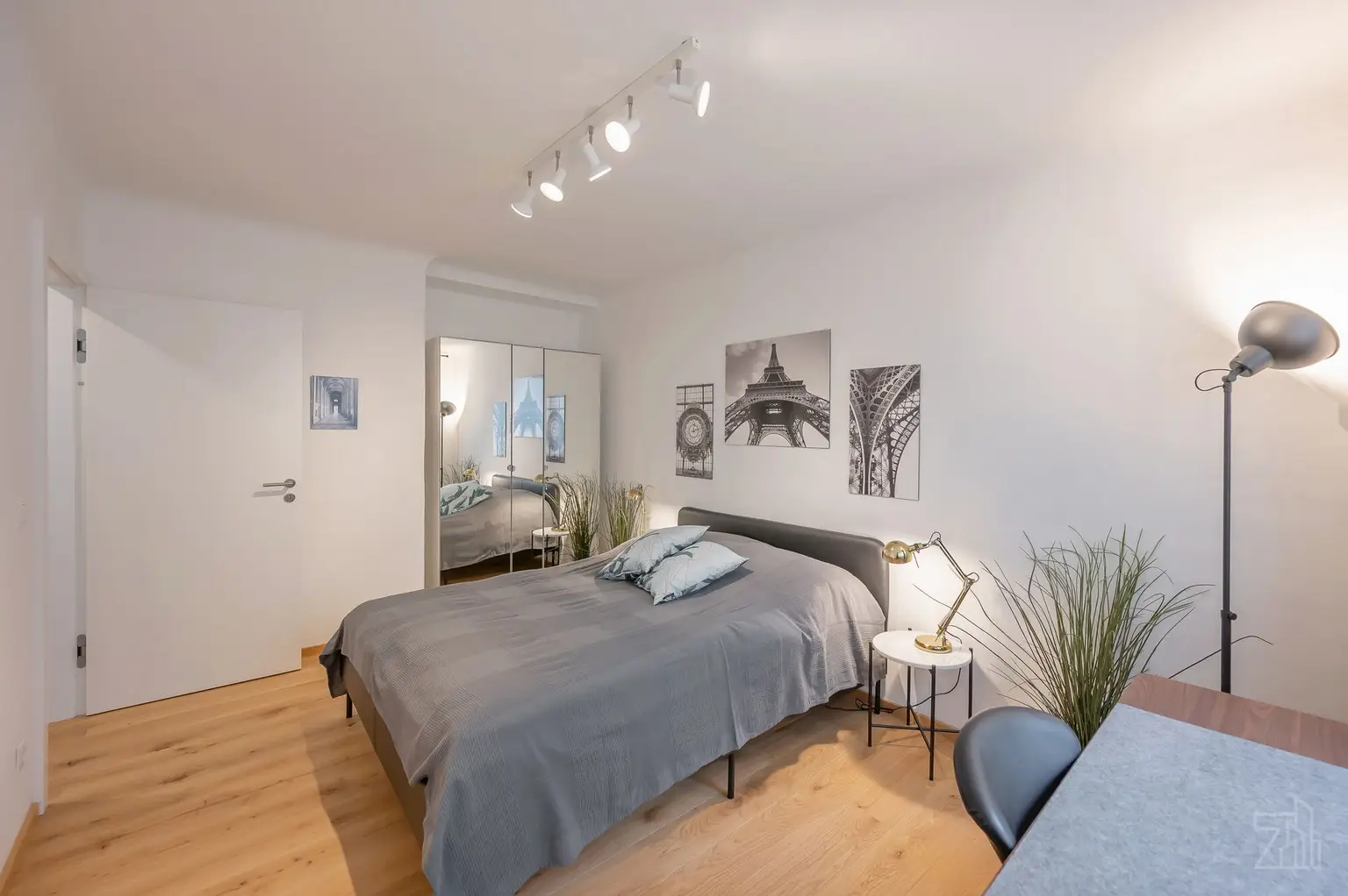 Elegantes Cityrefugium nahe Rudolfsplatz – komplett saniert & stilvoll möbliert