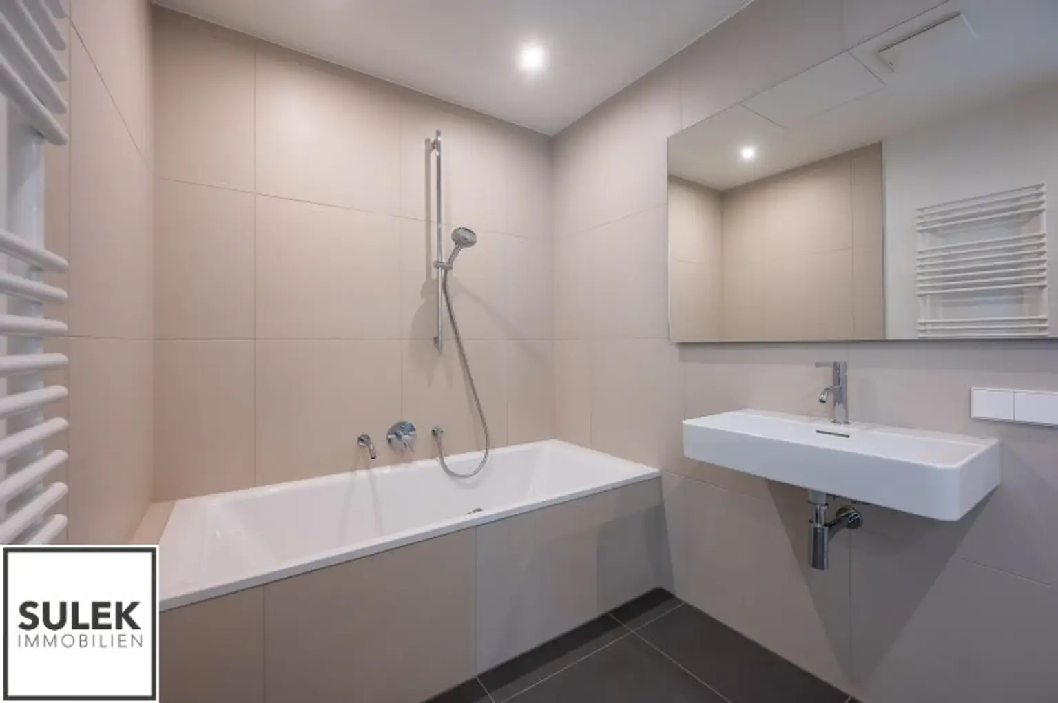 Exklusive 2 Zimmer Erstbezugswohnung inkl. Balkon, Poolnutzung, Fitnessraum & vielen Extras - Projekt Grünblick an der U2!