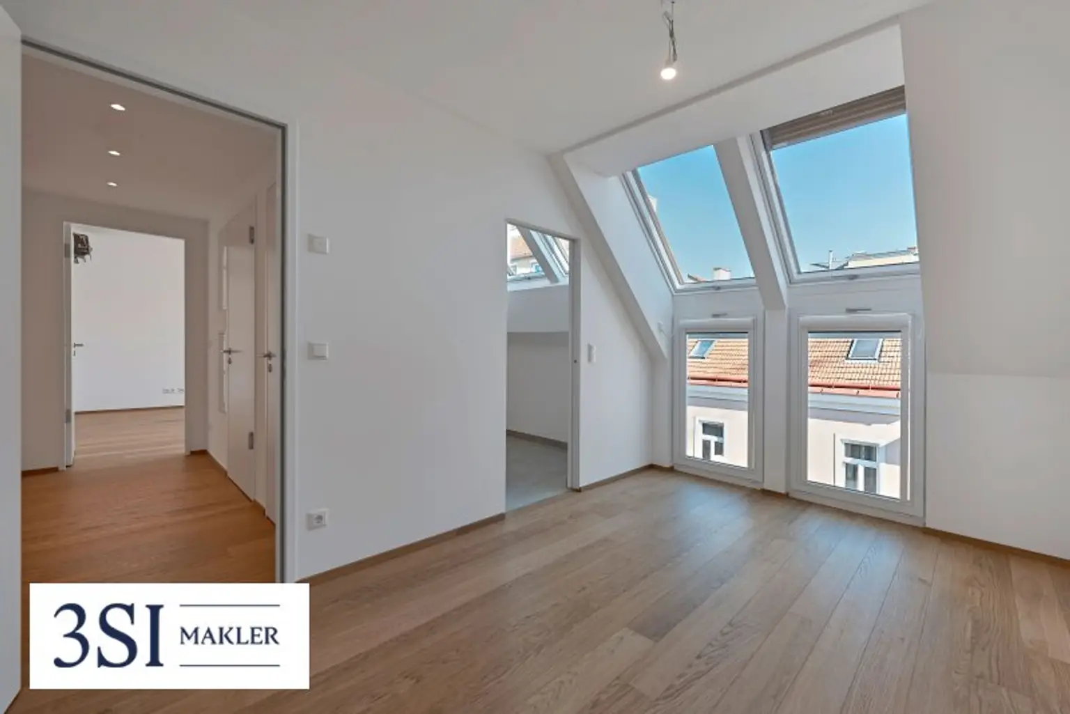 The Temptation: Charmante 2-Zimmer Dachgeschoßwohnung mit Balkon