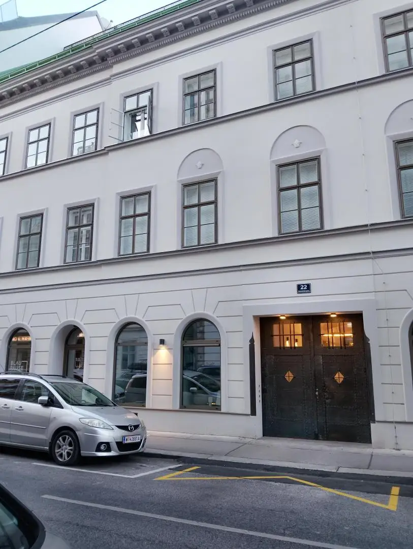 "THE Fusion Kettenbrückengasse"