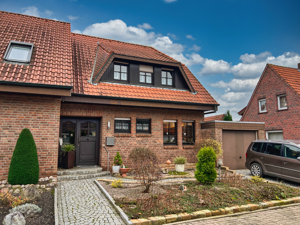 Gepflegte Doppelhaushälfte in Neuenkirchen! Keine Käuferprovision!