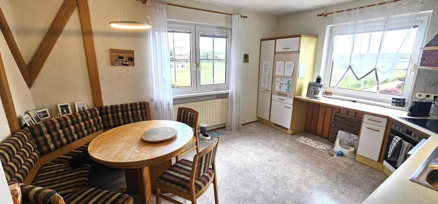 OG Küche mit Essbereich 1. Ansicht    16,8m²