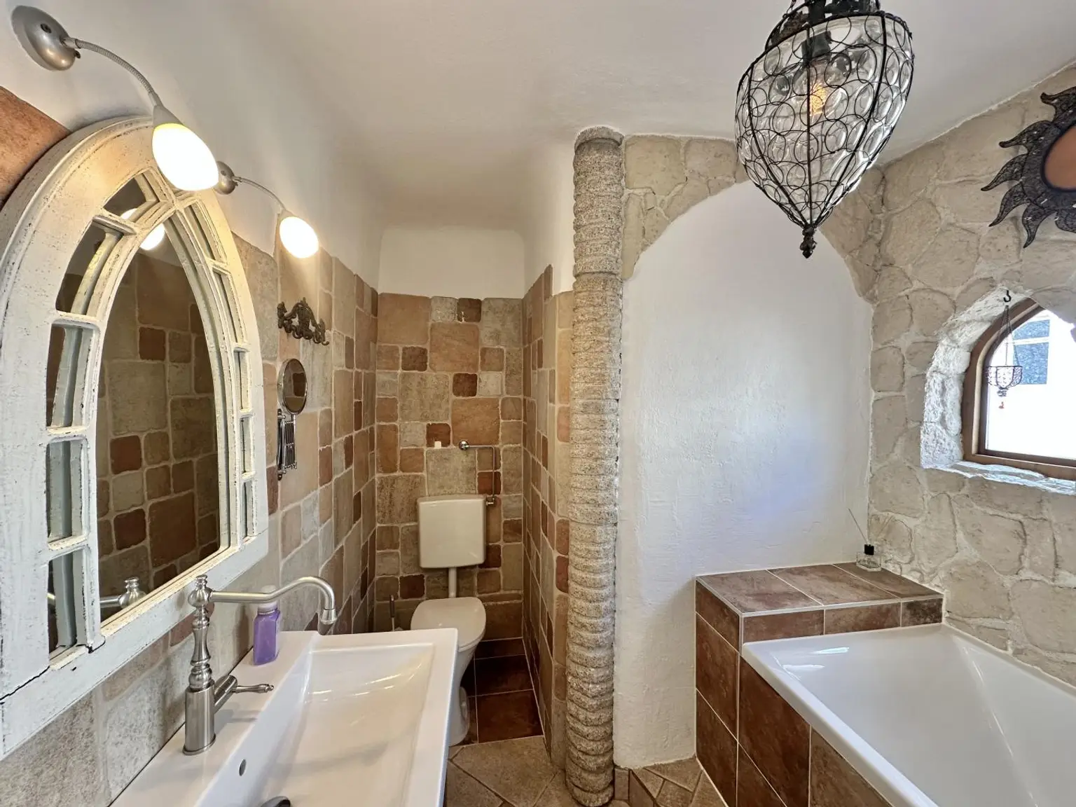 Badezimmer mit WC