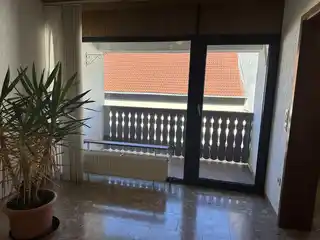 Austritt Balkon OG