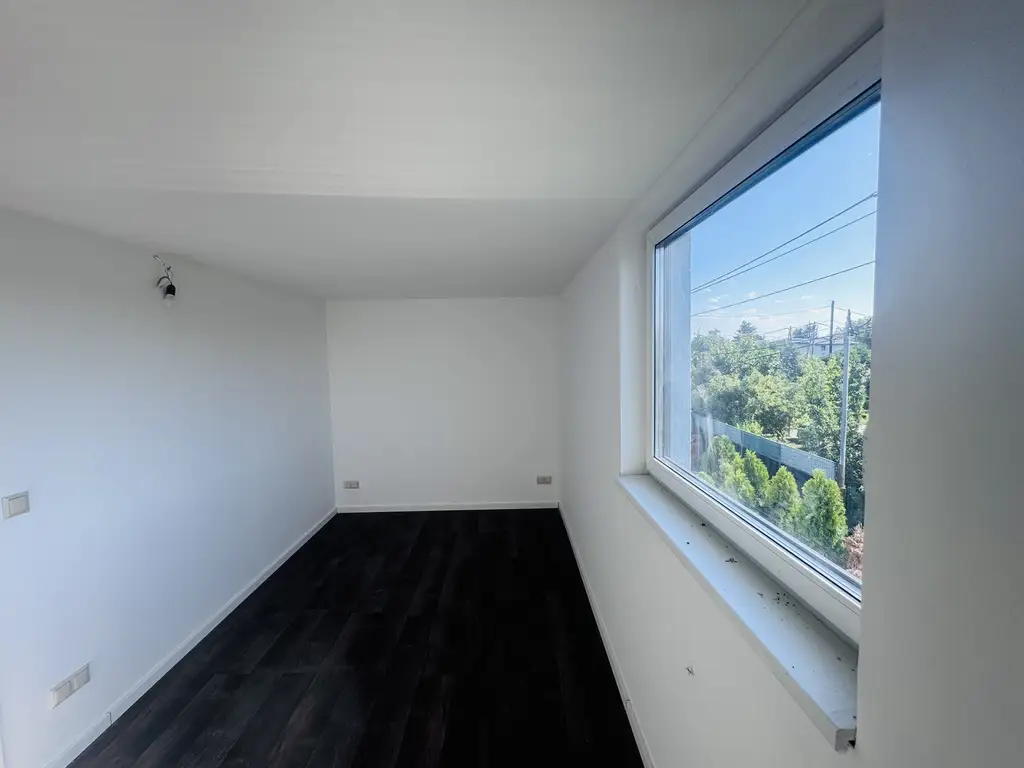 Modernes Kleingartenhaus mit Pool & großem Keller in Ruhelage von Floridsdorf
