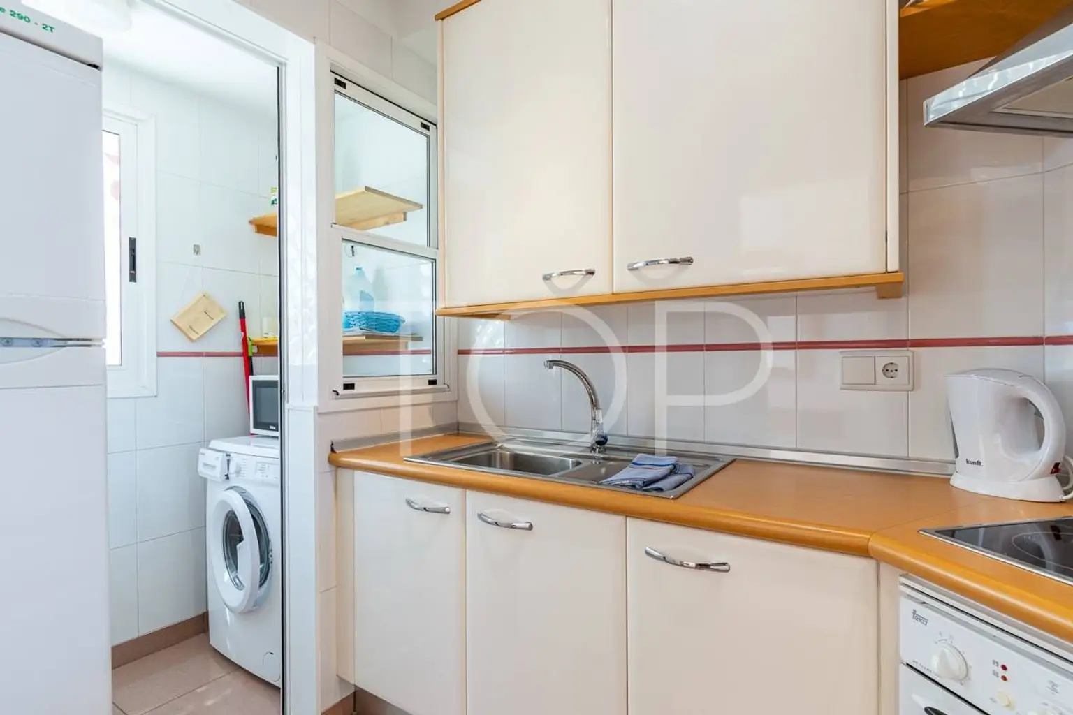 Apartment-Veril-del-Duque-Kitchen-Costa-Adeje-Tenerife-3