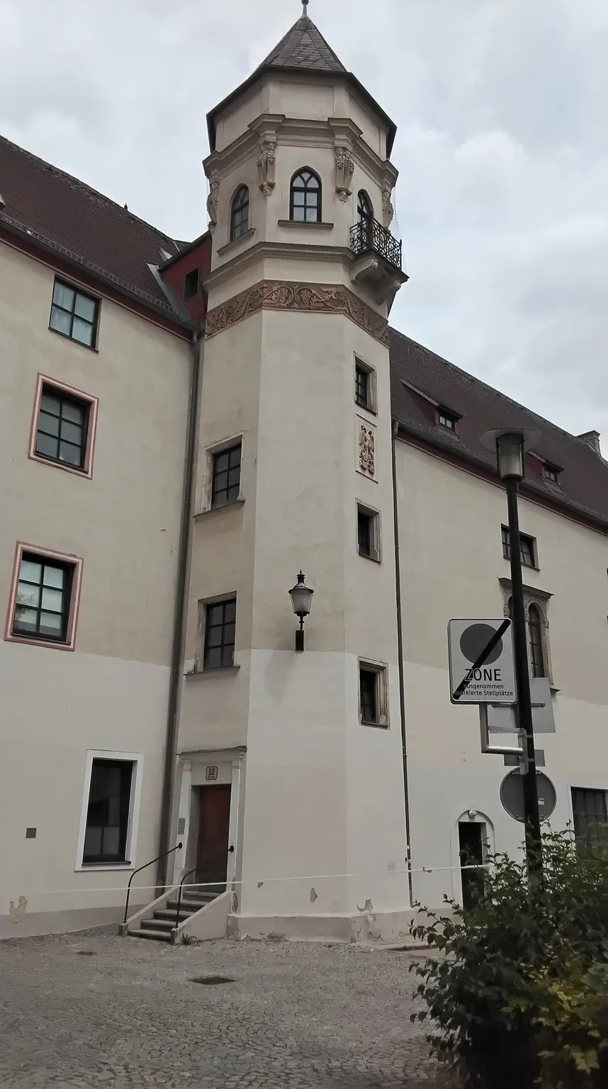 Eine attraktive 3-Zimmer-Wohnung mit ca. 99 m² im 2. Stock in Wels
