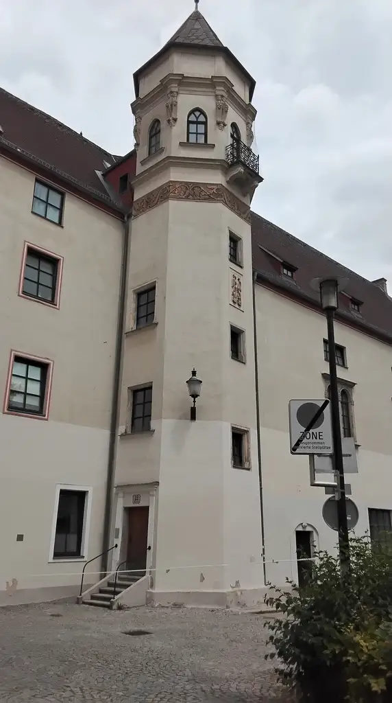 Eine attraktive 3-Zimmer-Wohnung mit ca. 99 m² im 2. Stock in Wels