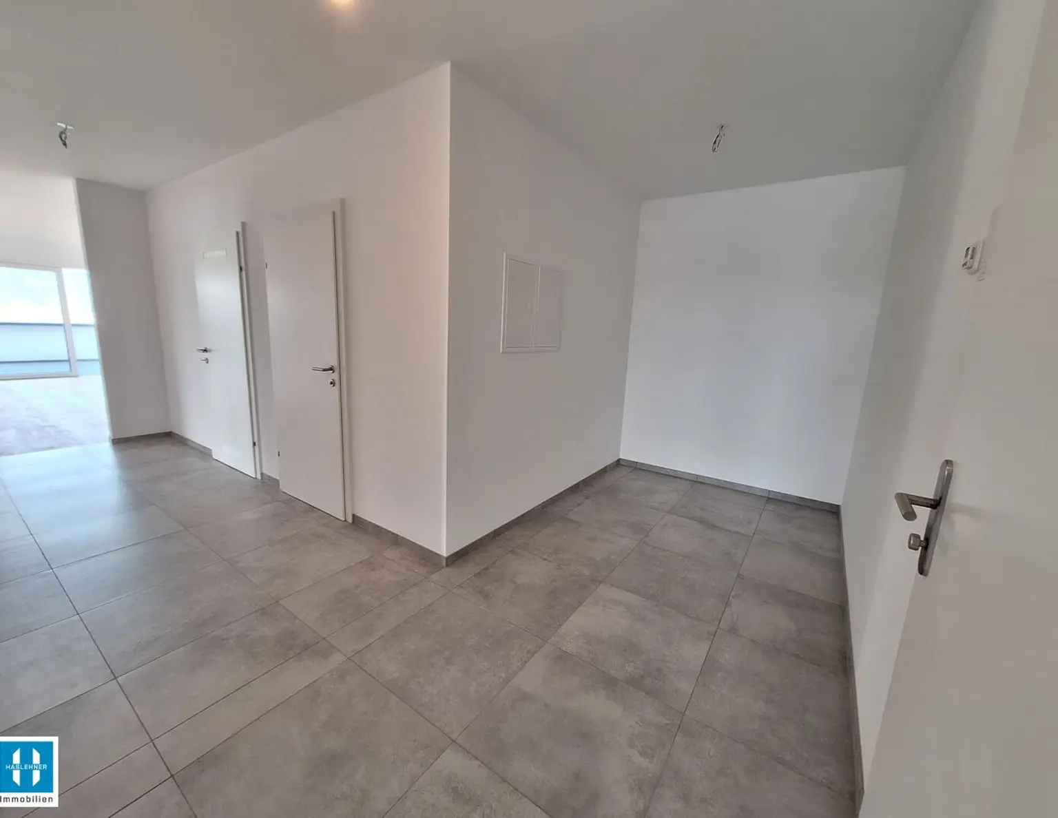 Weitblick inklusive - moderne 132,23m² Dachgeschosswohnung mit Flair - Top C18