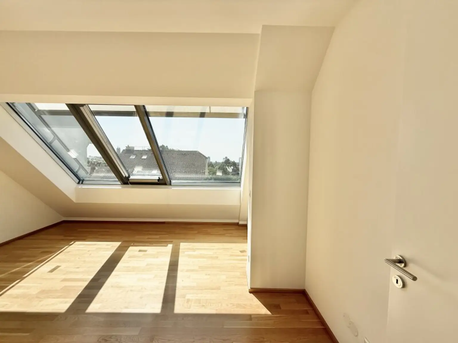 BELGHOFERHAUS 42 - Exklusive 3-Zimmer Penthousewohnung mit direktem Liftzugang und Klimageräten sowie eigener Dachterrasse