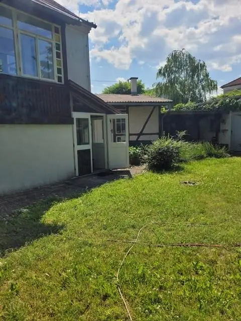 SUPERSCHNÄPPCHEN! Ihre Villa mit Charme, sofort bezugsfertig, neuwertig