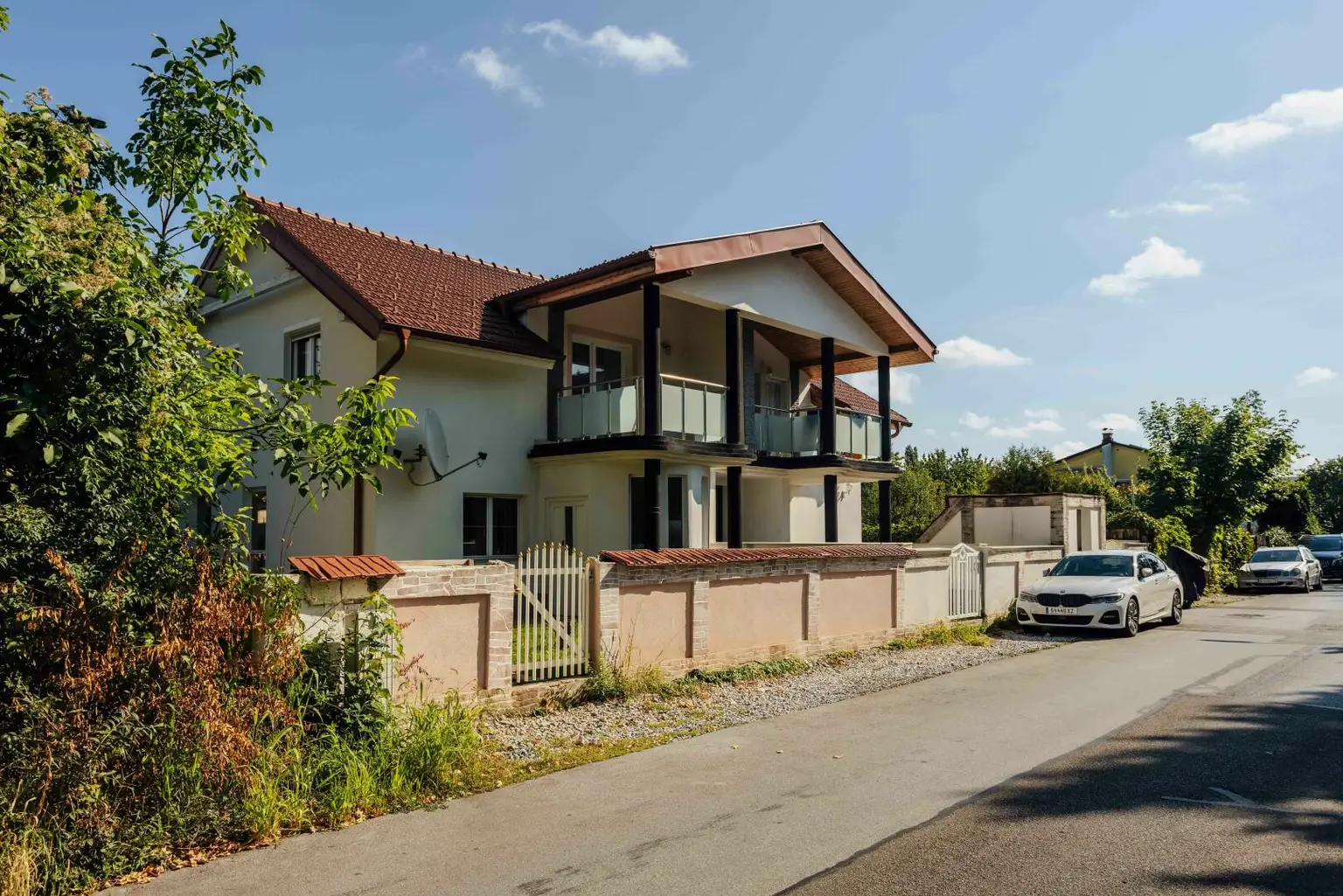 Charmantes Mehrfamilienhaus in der Laboratoriumstraße - mit ca. 85 m² Garten