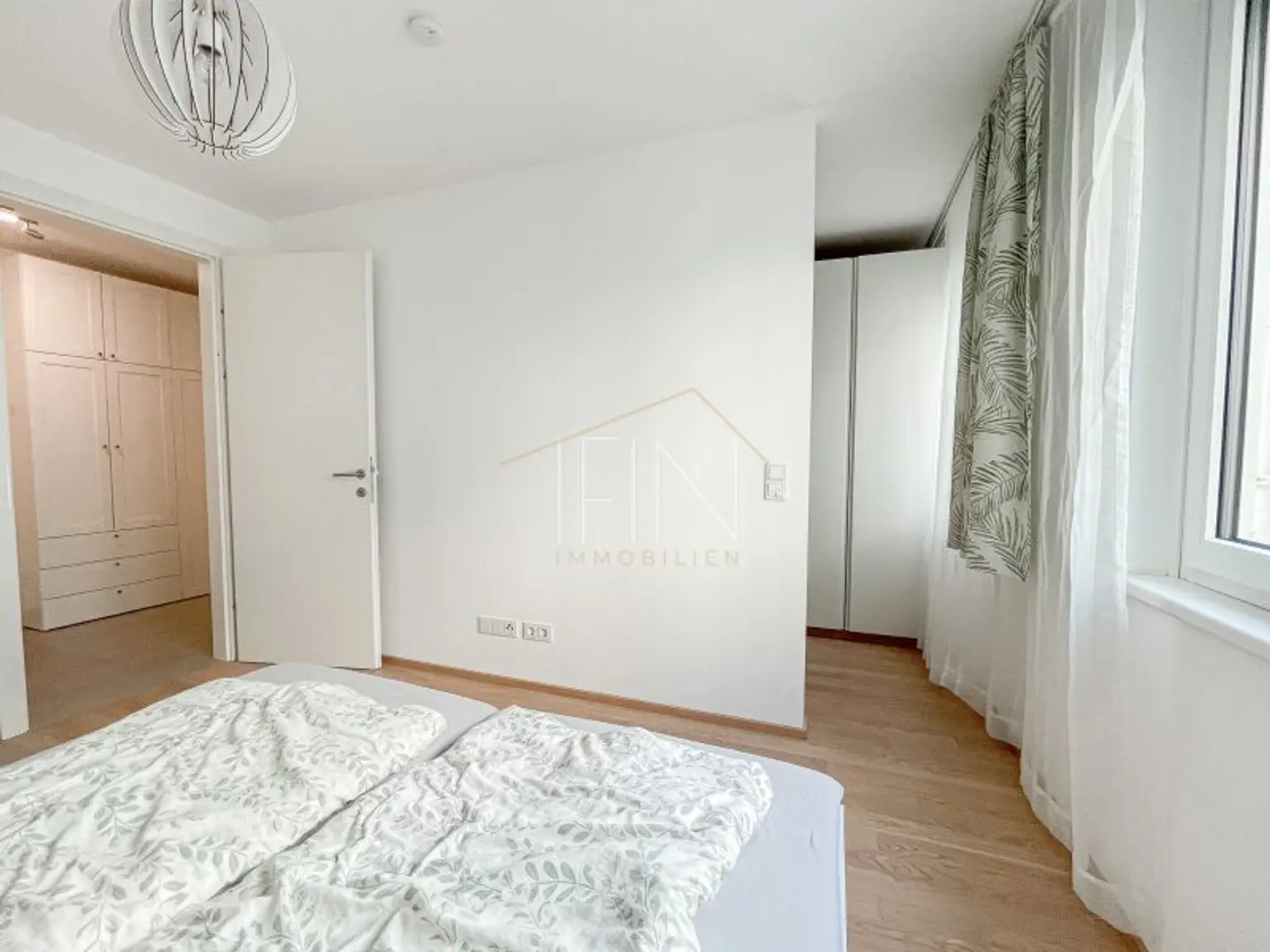 Nähe Schönbrunn! Helle 3-Zimmer-Wohnung mit Loggia zum Wohlfühlen