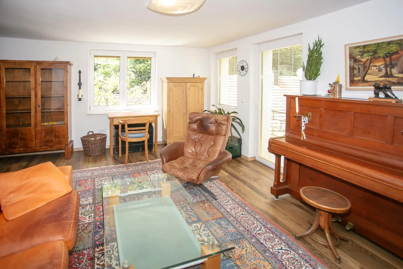 Wohnzimmer Haupthaus Ansicht 3
