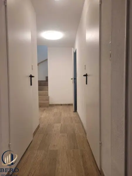 "Willkommen in Ihrem Einfamilienhaus mit Pool im 3. Bezirk"