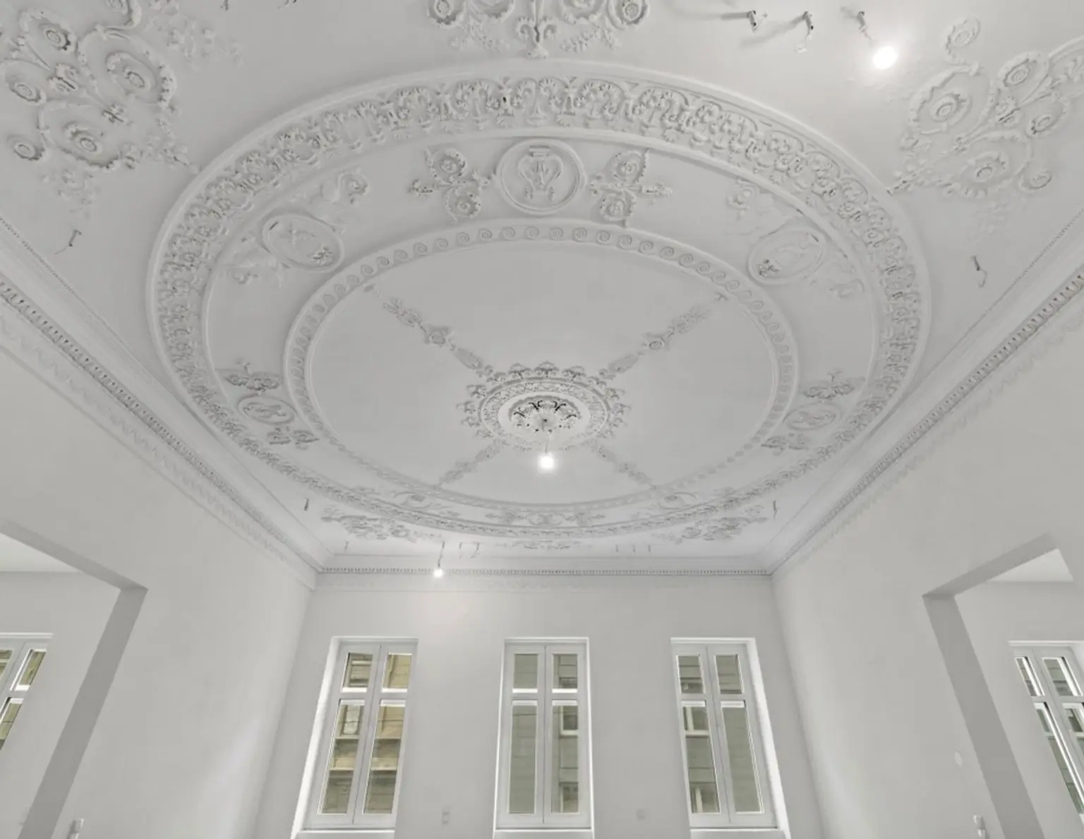 ++ CITY-LUXUS in 1070 ++ HOCHWERTIGE WOHNUNG mit LOGGIA & STIL