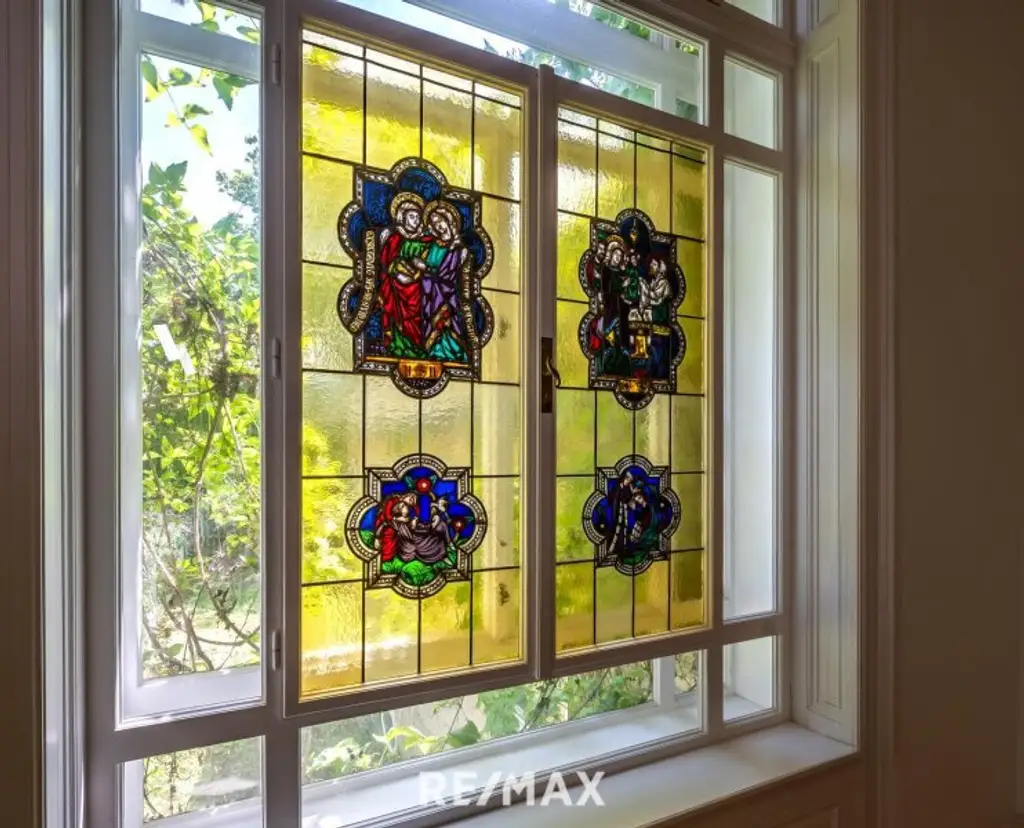 Rarität: Stadt-Villa mit weitläufigem Garten an exklusiver Hietzinger Adresse