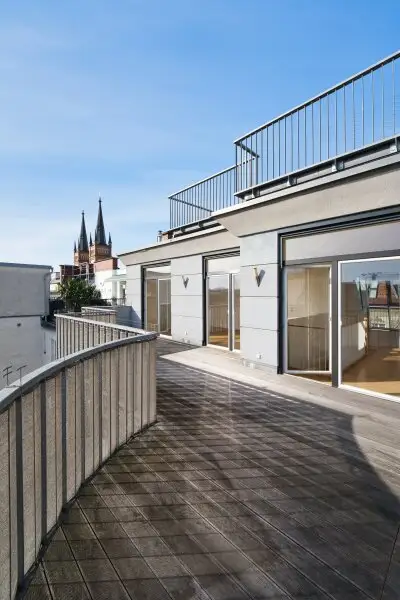 Wohnen über den Dächern der Josefstadt auf zwei Ebenen und traumhaften Terrassen!