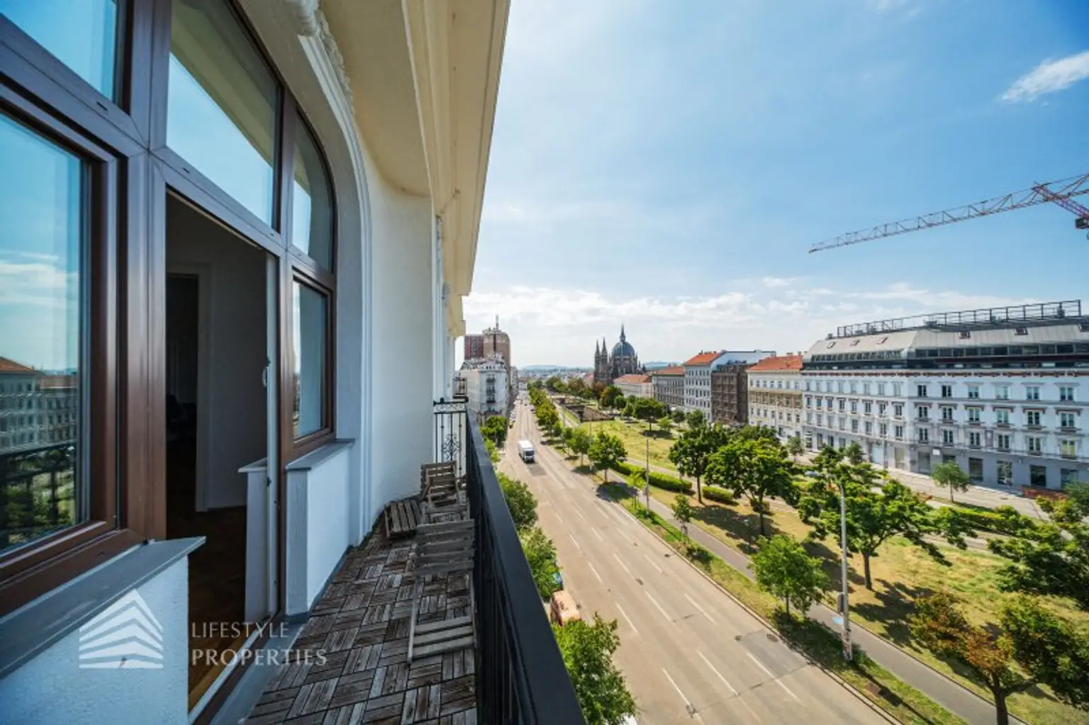 Schöne 2-Zimmer Wohnung mit Balkon, Nähe Westbahnhof