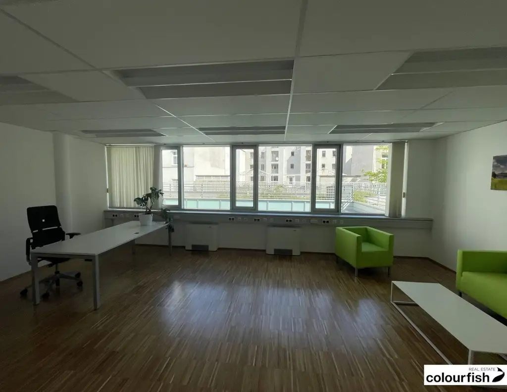 Modernes Kleinbüro in Döbling