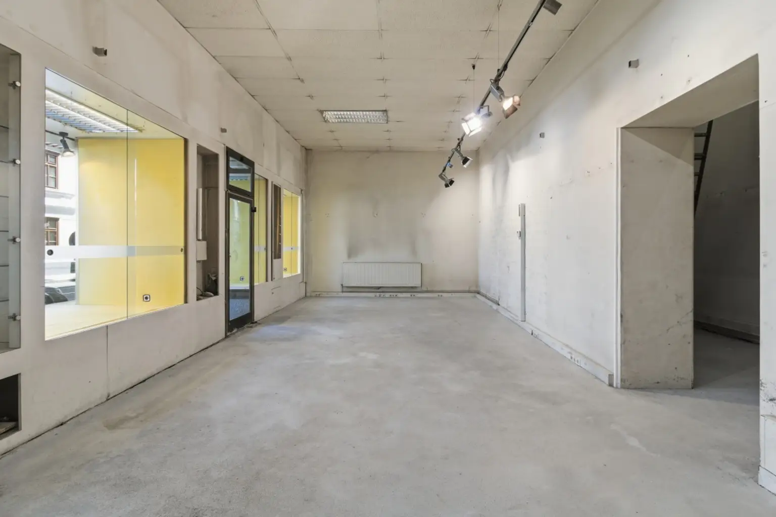 IMG_8612 | LOKAL mit Auslagefront – Sichtbarkeit garantiert - 1070 WIEN | Prima Service Immobilien