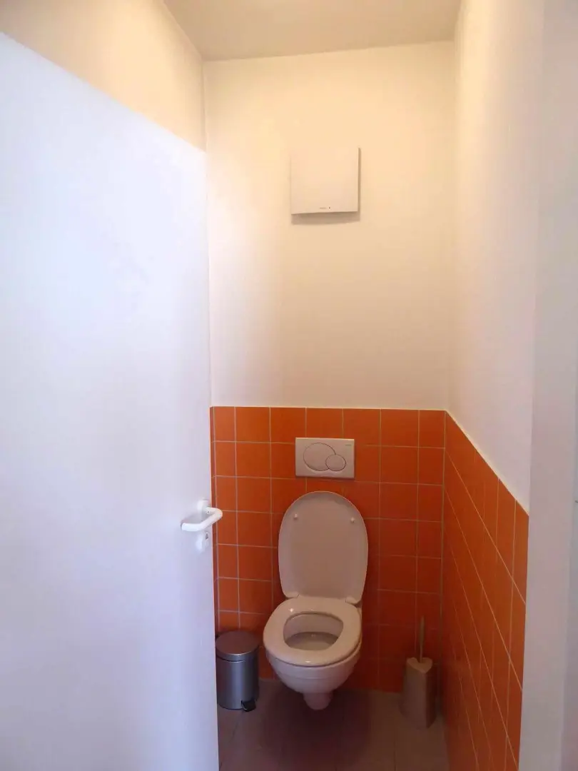 Kleines Büro / Praxis am "KJ" mit idealer Infrastrukturanbindung