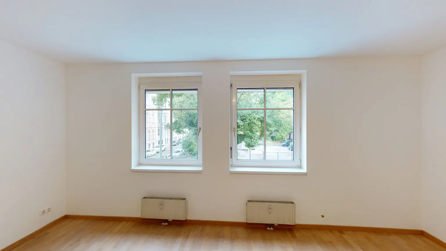 Helle 2,5-Zimmer-Wohnung im 2. Liftstock – ruhige Lage mit Grünblick & optionalem Garagenplatz