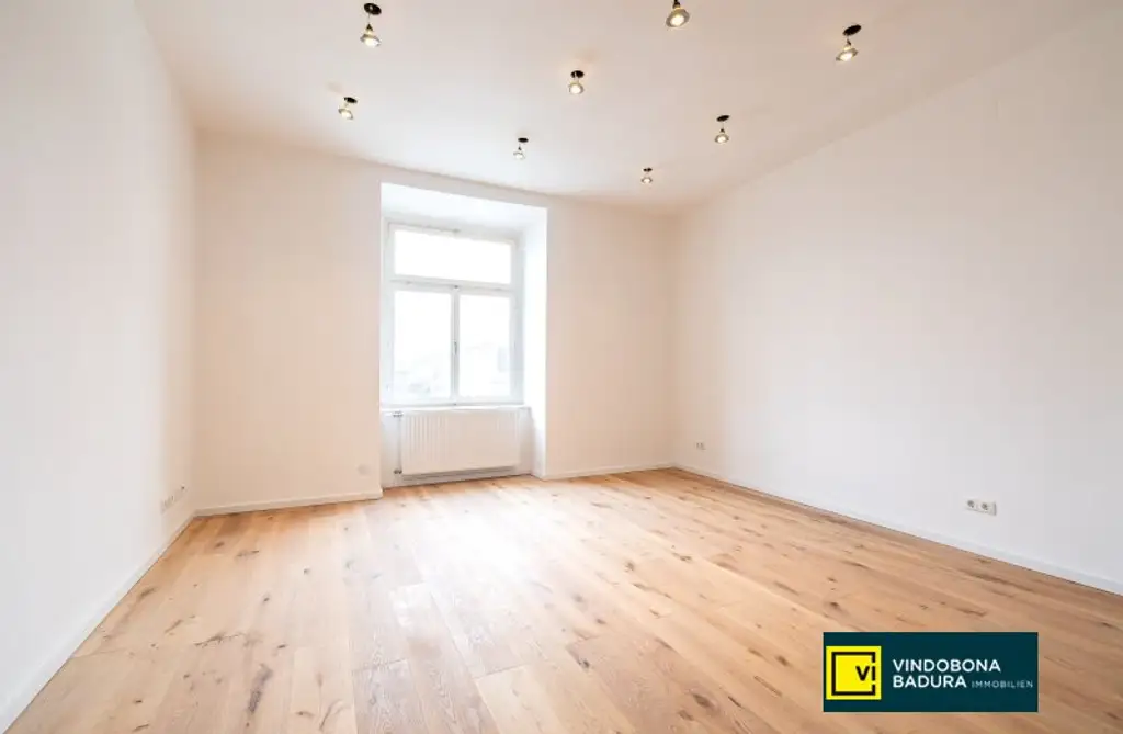 Wohnen mit Geschichte | Stilvoll sanierte 2-Zimmer-Wohnung I PROVISIONSFREI