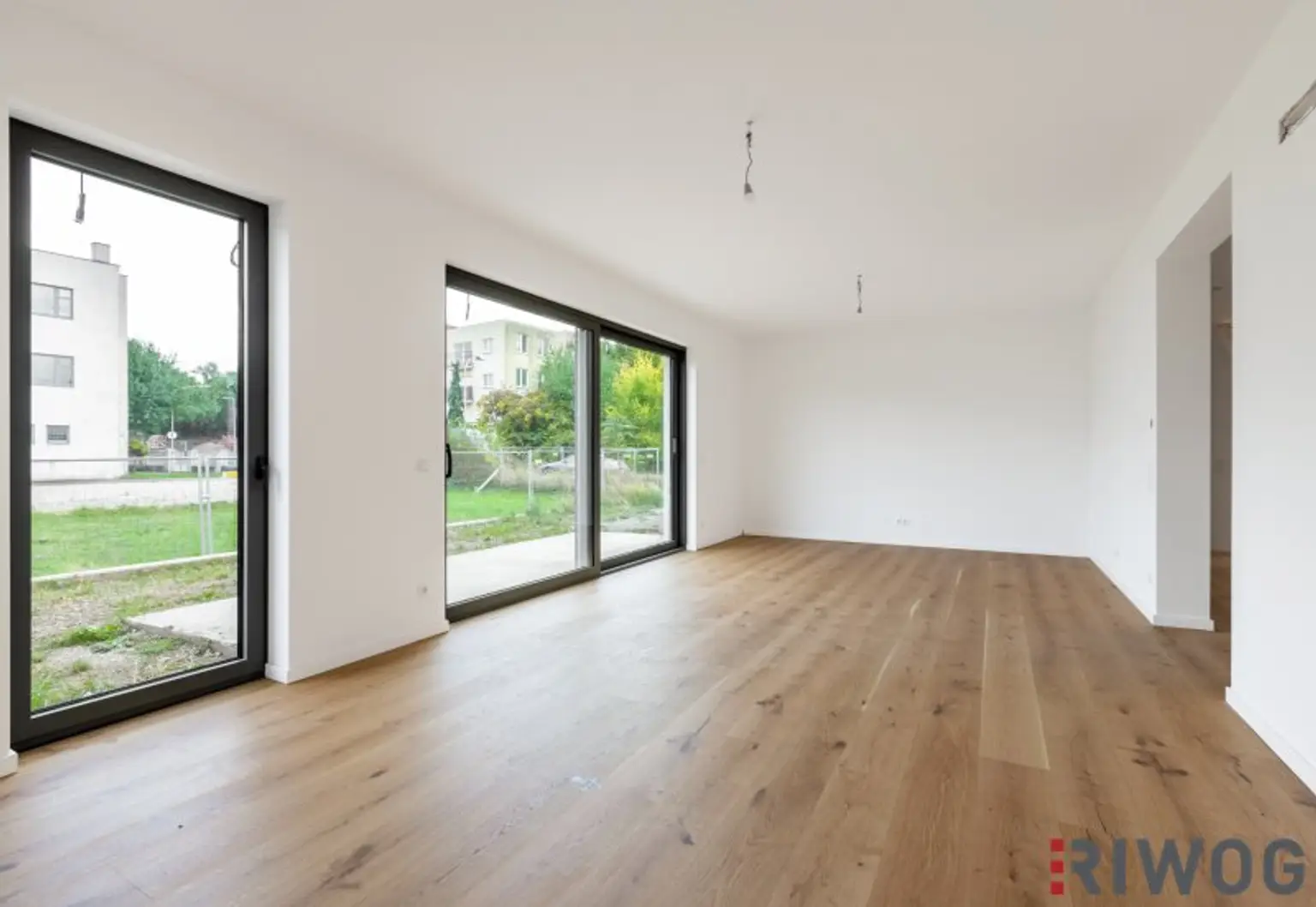 ERSTBEZUG | 5 Zimmer | Exklusive Doppelhaushälfte  | ca. 104 m² Garten | Luftwärmepumpe | KFZ-Stellplatz | 5 Minuten ins Zentrum Perchtoldsdorf