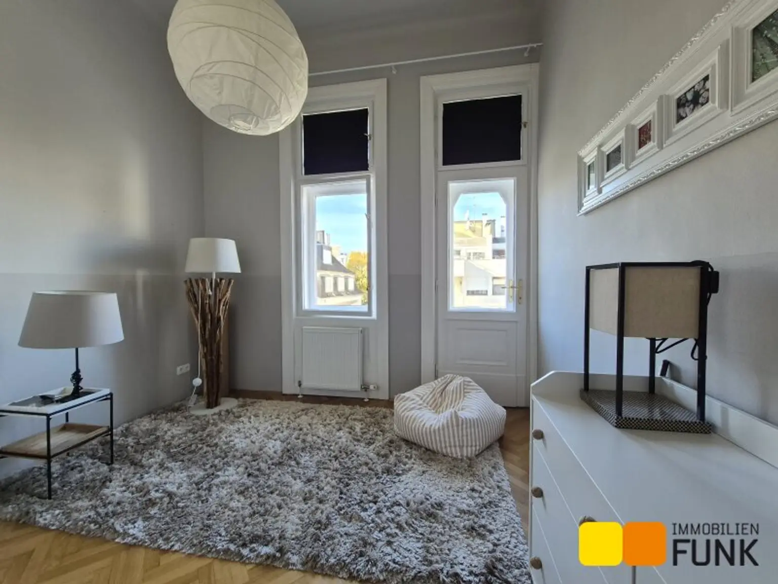 Herrschaftliche 5-Zimmerwohnung mit Balkon