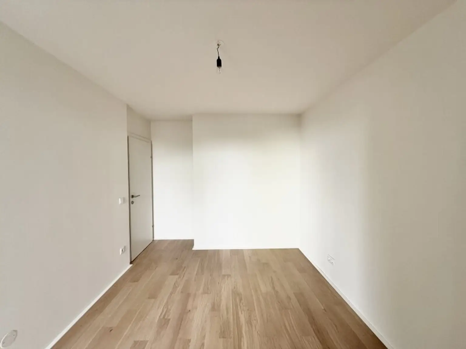 Tolle 3-Zimmer Wohnung in traumhafter Lage nahe dem Kagraner Platz! Erstbezug auf Eigengrund, provisionsfrei und fertiggestellt