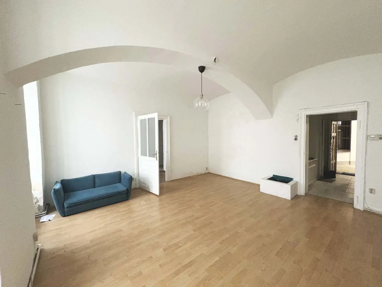 2 Zimmer Wohnung in Top Lage - 
Nahe altes AKH und Rathaus