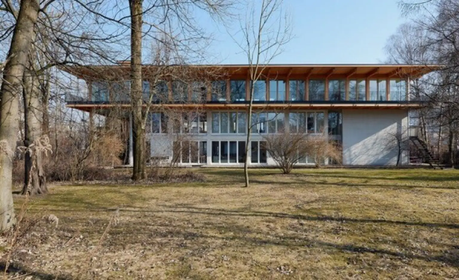 Das Traumbüro - komplette, oberste Etage, riesiger Balkon, tolle Architektur, Parkplätze