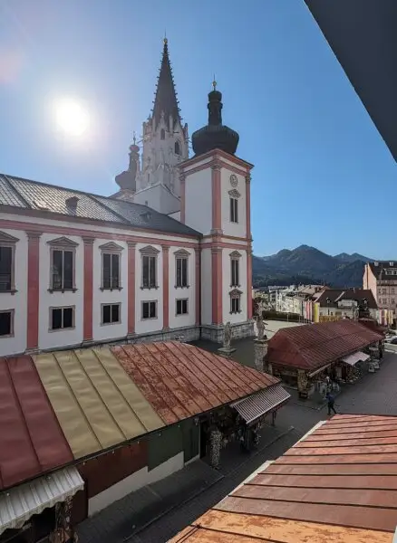 WOHN- UND GESCHÄFTSHAUS IM HERZEN VON MARIAZELL