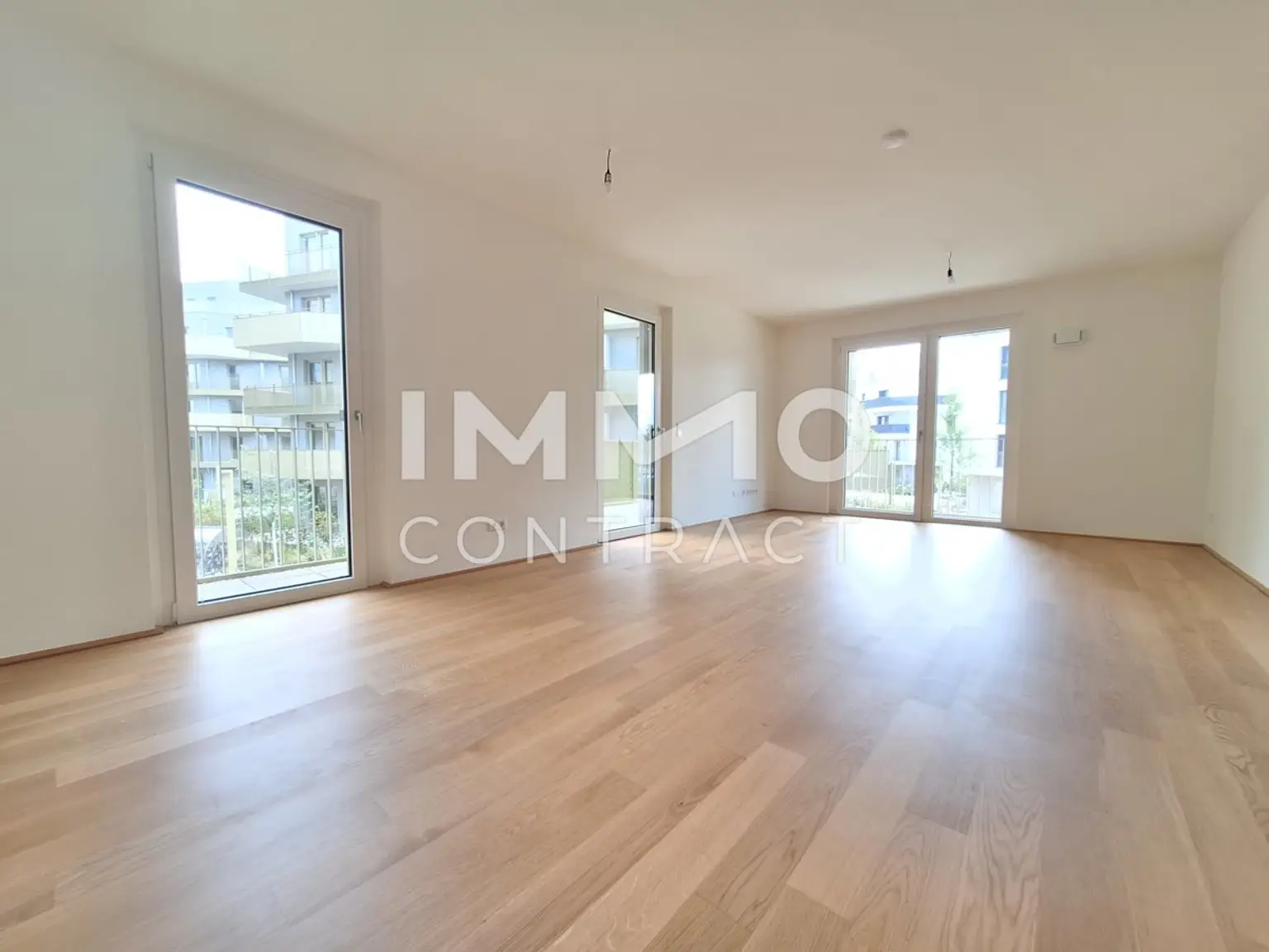 Erstbezug: 3 Zimmerwohnung mit Balkon