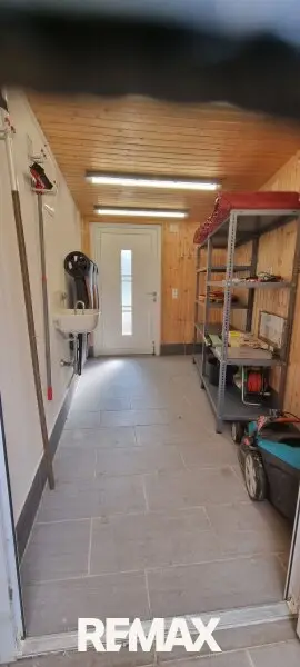 Der Schuppen hinter dem Haus