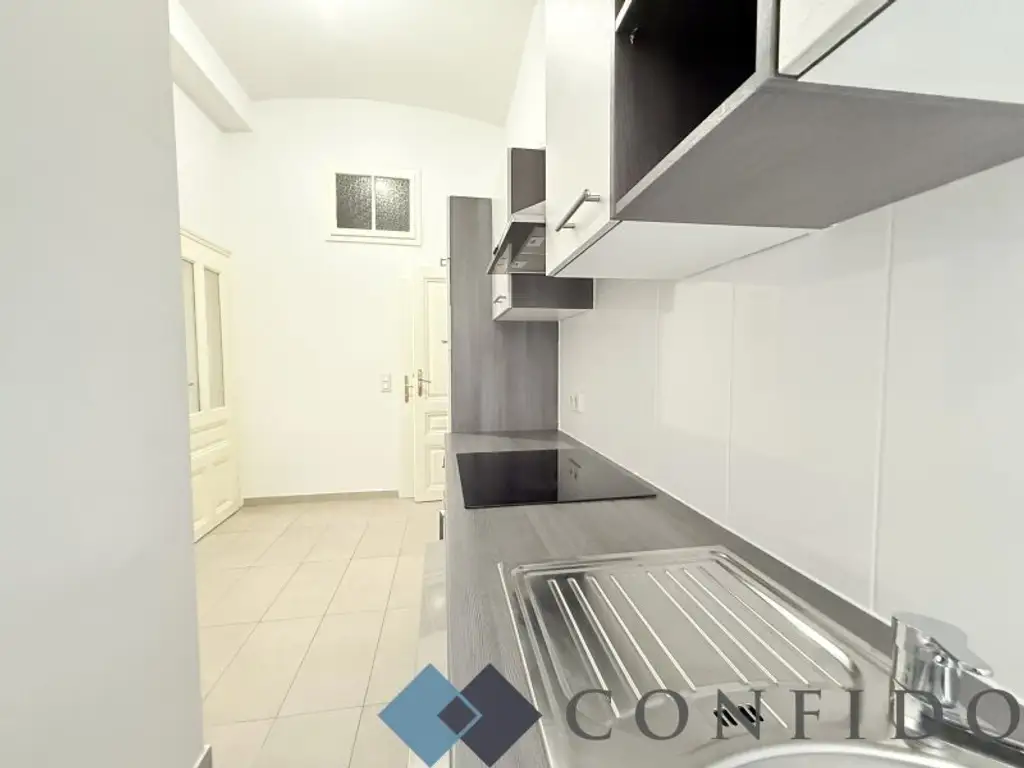 Wohnen im Zentrum Wiens - Geschmackvolle 3 Zimmer Altbauwohnung in der Postgasse!